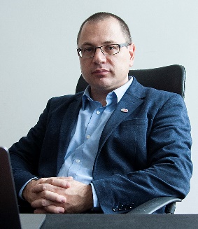 Prof. Robert Szabó